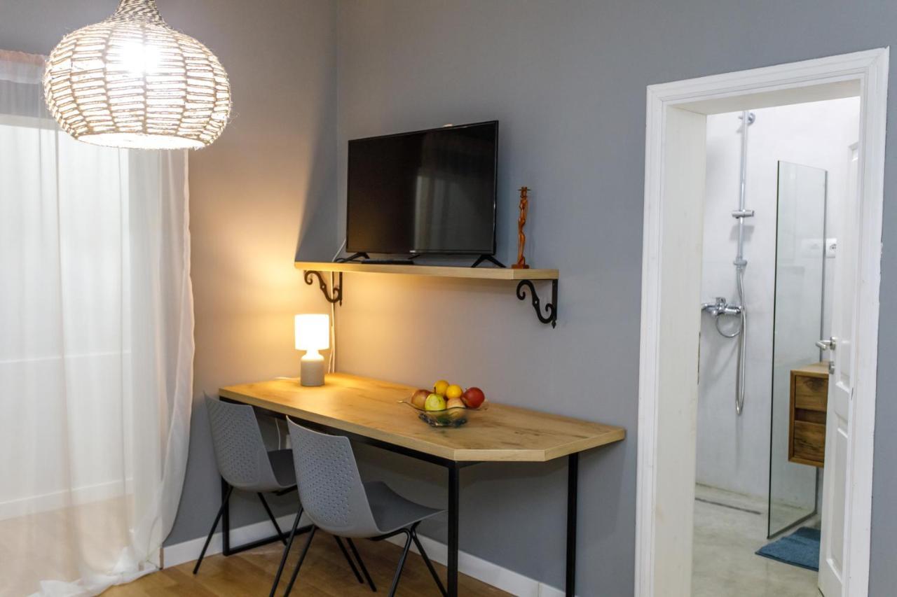 Studio Apartments Villa 24 Тирана Экстерьер фото